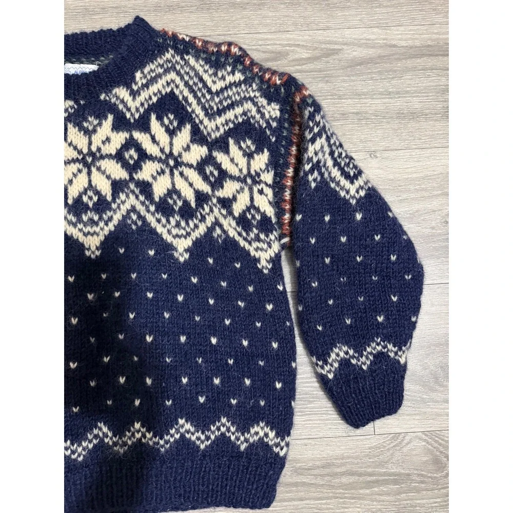 Vintage 80s Alpaca Imports Men's Sweater M Wool Hand Knit Fair Isle Snowflake